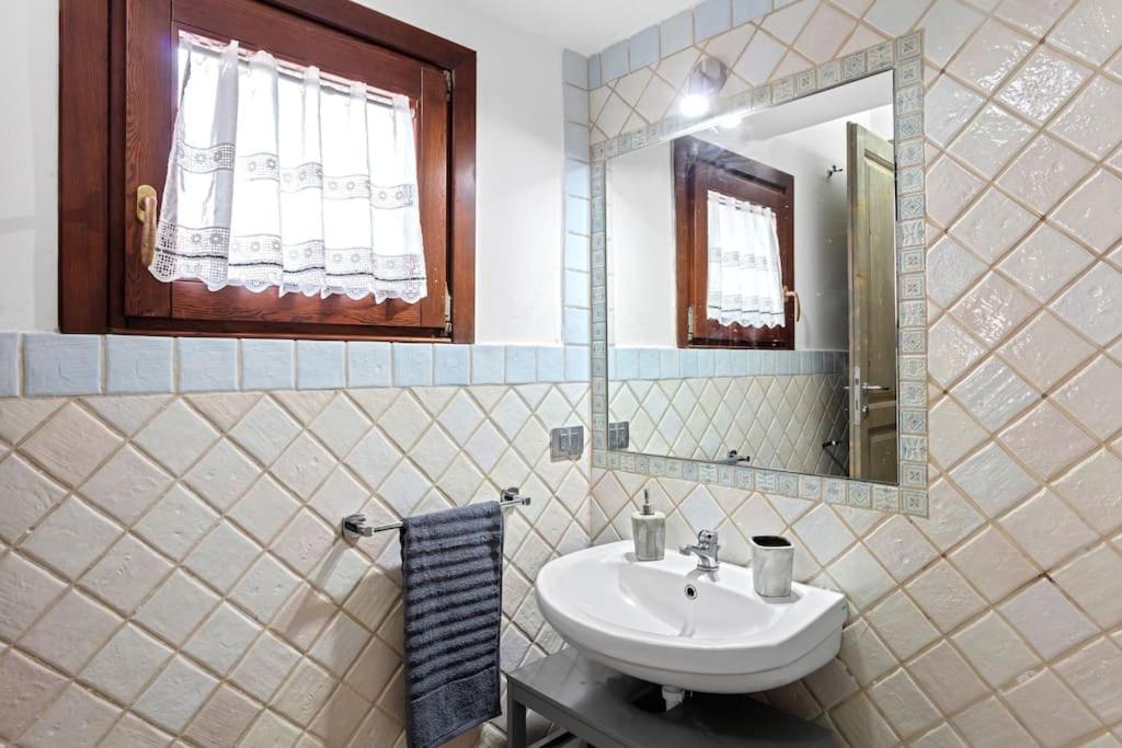 Naab Haus - - * Olbia